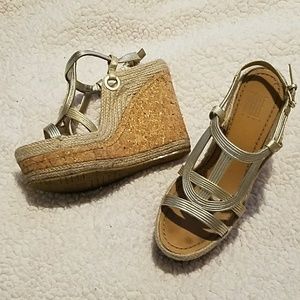 Cork Wedges